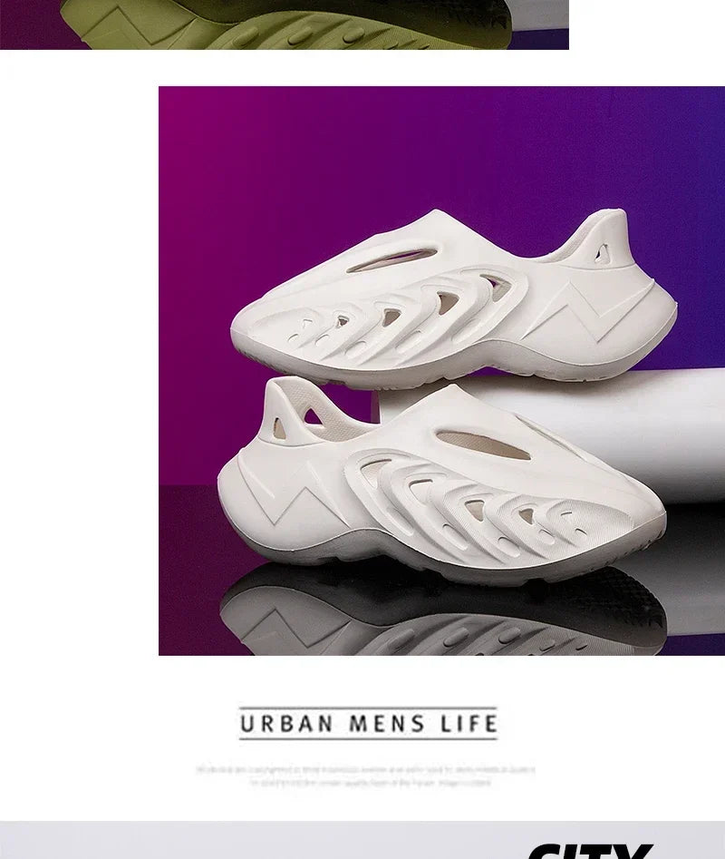 New EVA Men Sandals Couple Soft Hollow Garden Shoes Women Designer Hole Slipper Sneakers Beach Water Shoes Slip on Foam Runner