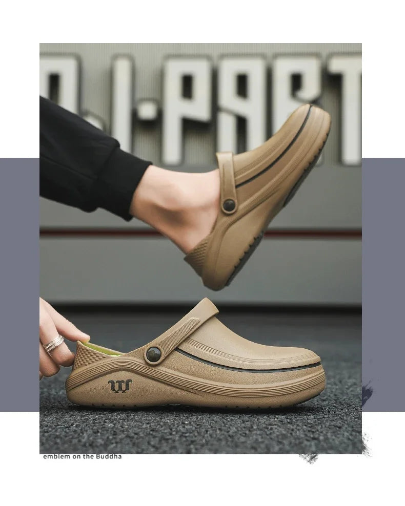 A Pair of Men's Casual Shoes, Waterproof and Oil-Proof, Low-Top Non-Slip Chef Shoes, Wear-Resistant and Non-Slip Men's Shoes