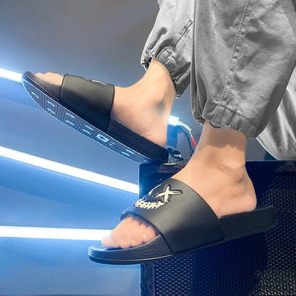 Summer Men's Personalized Fashionable Black Slippers Soft Sole Comfortable Versatile Flip Flops Casual Travel Beach Quick-Drying Sandals