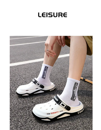 New Breathable sandals For Women Men Summer EVA Garden Clogs Shoes Outdoor Holes Beach Slippers Comfortable House Slides