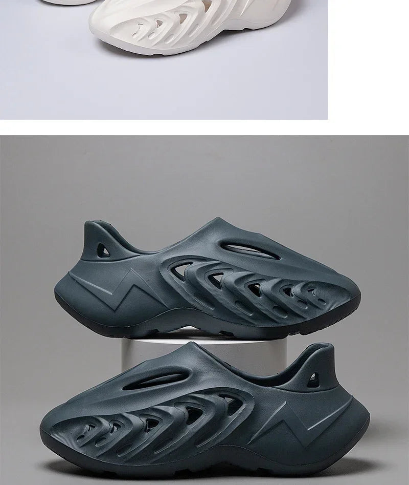 New EVA Men Sandals Couple Soft Hollow Garden Shoes Women Designer Hole Slipper Sneakers Beach Water Shoes Slip on Foam Runner